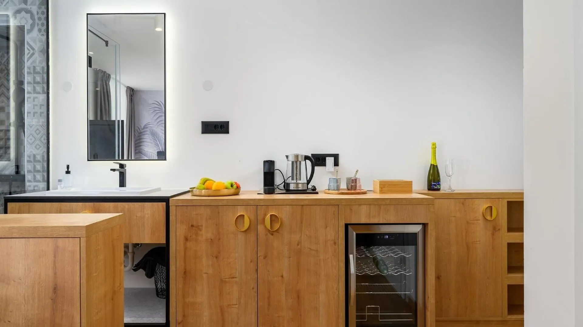 Room In An Apartment In Central Location 포레치 0*,